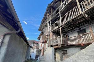 CASA SEMINDIPENDENTE A VIÙ