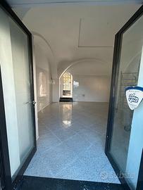 Negozio - Sant'Antonio Abate (NA)