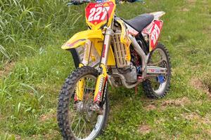 SUZUKI RMZ 250