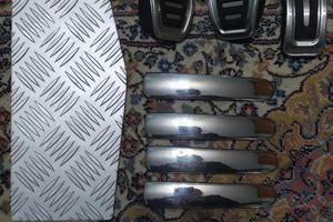 Pedaliera Alluminio+Poggiapiedi + Copri maniglie