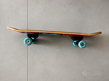 Skateboard Oxelo + casco + protezioni complete XS