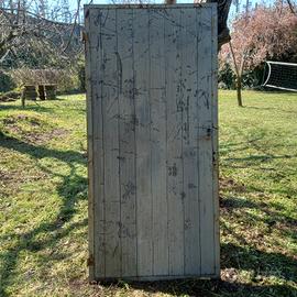 porta da garage o cantina