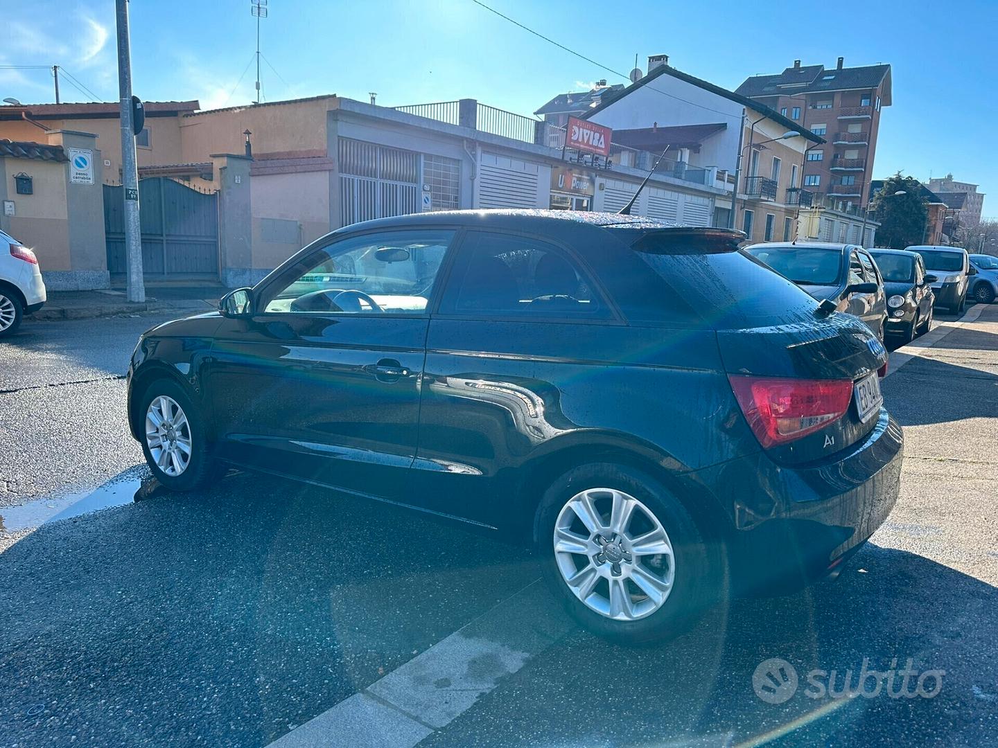 Audi A1 2011 photo 2