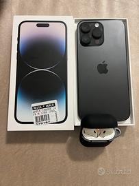 iPhone 14 pro max con AirPods 2 generazione no tra