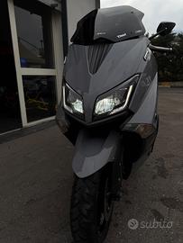 Yamaha TMAX 530 Lux Max