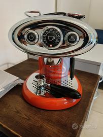 Macchina da Caffè Illy iperespresso x7.1