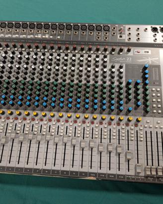 Mixer SoundCraft Signature MK22