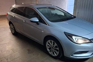 Astra Sport Tourer 1.6 cdti 136cv innovation autom