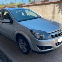 Opel Astra 5p 1.4 GPL Enjoy FULL TAGLIANDATA NEOPA