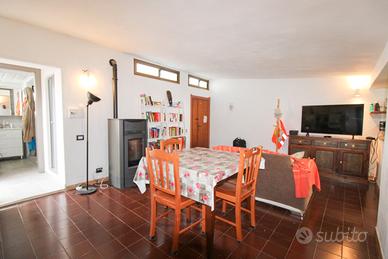 Appartamento ultimo piano con 2 terrazzi