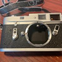 Leica m4 con obiettivi