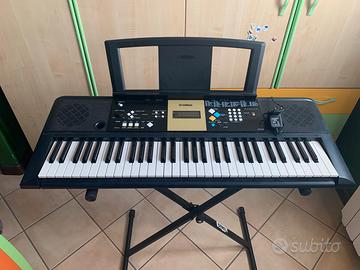 Tastiera yamaha YPT-220