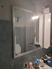Specchio Ikea con cornice argento satinato 