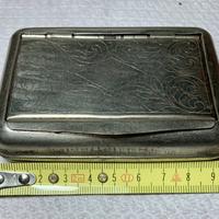 Tabacchiera in metallo vintage