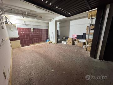 Garage Acitrezza aci castello 24 mq (Acitrezza)