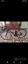 Bicicletta da corsa in carbonio Scott solace