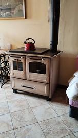 Cucina economica a legno