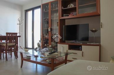 4 LOCALI A CAROVIGNO