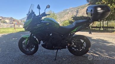 Moto Kawasaky