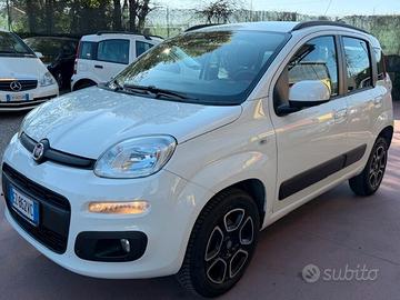 Fiat Panda 0.9 TwinAir Turbo Natural Power Lounge,
