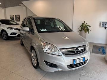 Opel Zafira 1.8 16V VVT Cosmo