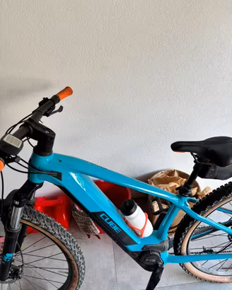Ebike mtb cube reaction PRO