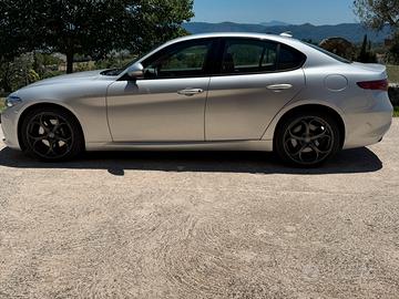 Alfa Romeo Giulia veloce 2.2 210cv diesel