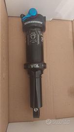 fox float DPS 205 57,5