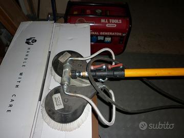 LANCIA TELESCOPICA CON SPAZZOLE ROTANTI