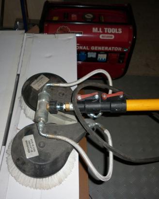 PULIZIA PANNELLI FOTOVOLTAICI E VETRATE