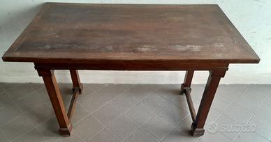 Tavolo Antico in Noce con cassetto da restaurare
