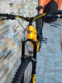 E-MTB Mondraker Level XR 2026