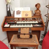 Pianoforte Furstein Farfisa 