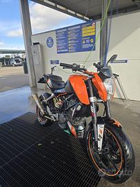 Moto ktm duke 125