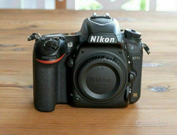 NIKON D750 + Corredo obiettivi Nikkor