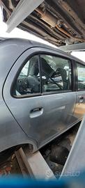 DAIHATSU TREVIS - PORTA POSTERIORE DESTRO