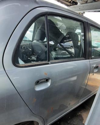 DAIHATSU TREVIS - PORTA POSTERIORE DESTRO
