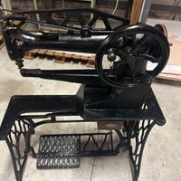 macchina da cucire a braccio lungo