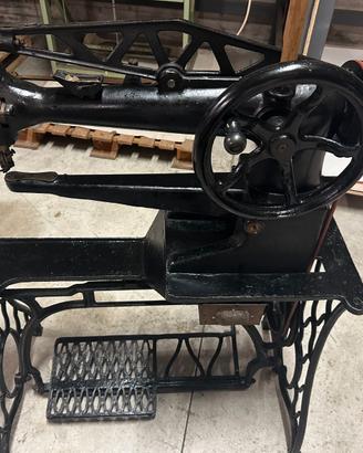 macchina da cucire a braccio lungo