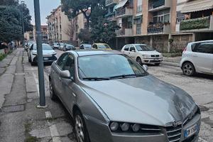 Alfa 159 carrozzeria danneggiata 