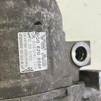 COMPRESSORE A/C VOLKSWAGEN Polo 5a Serie 6Q0820808
