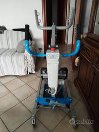 sollevatore elettrico disabili 
