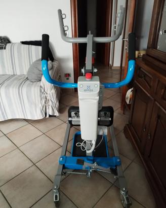 sollevatore elettrico disabili 