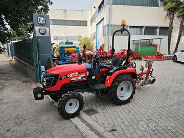 Trattore agricolo VST 930 4x4 30hp
