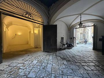 Immobile di 260 m² a Palermo