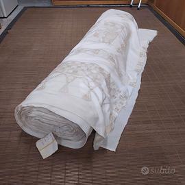 Pezza di circa 30 metri stoffa da tenda interna