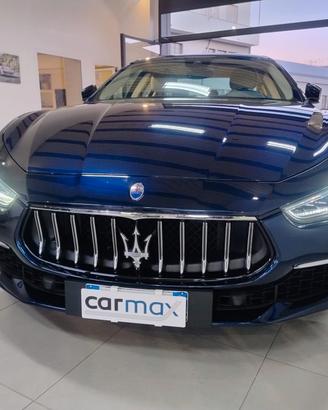 Maserati Ghibli L4 330 CV MHEV Granlusso