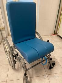 Carrozzina per anziani nuovissima