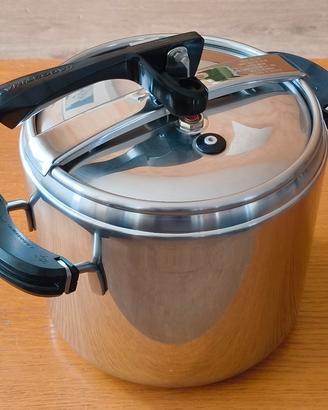 Pentola a pressione Lagostina