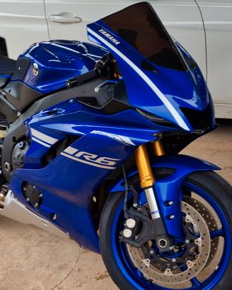 Yamaha R6